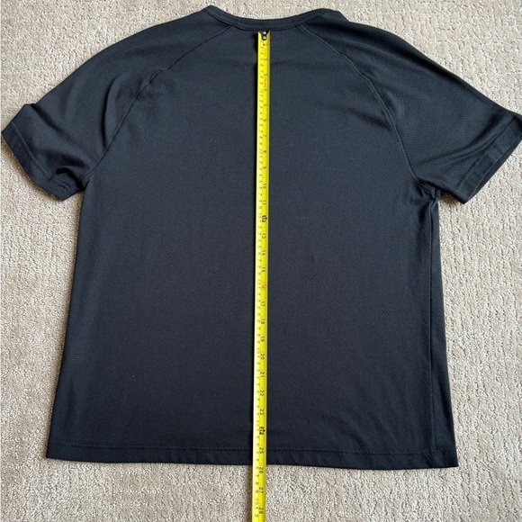 Banana Republic Quick Dry Short Sleeve Mesh Tee Black Men's Size L - Picture 6 of 7